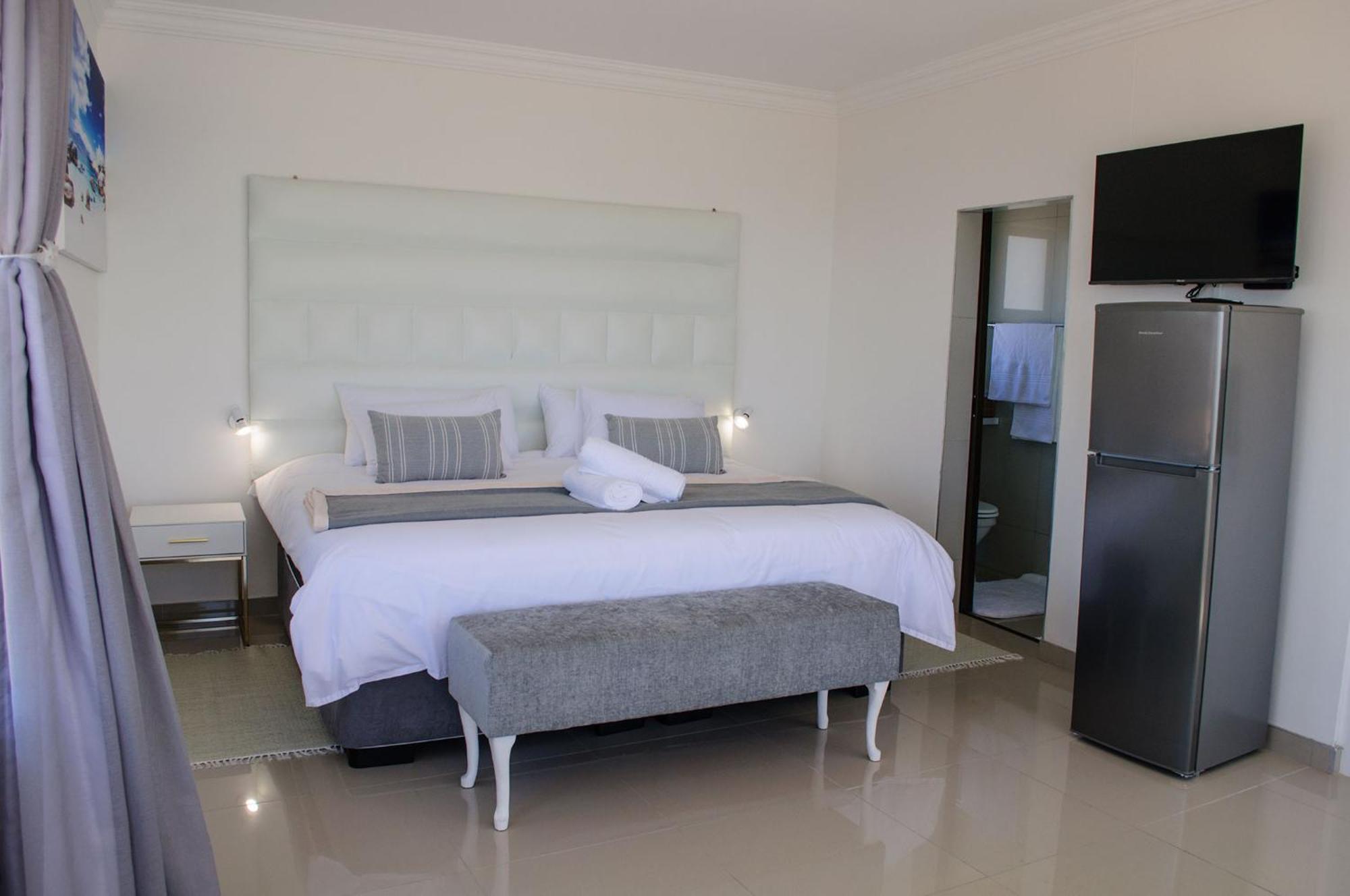 Shark Island Guesthouse Lüderitz Extérieur photo